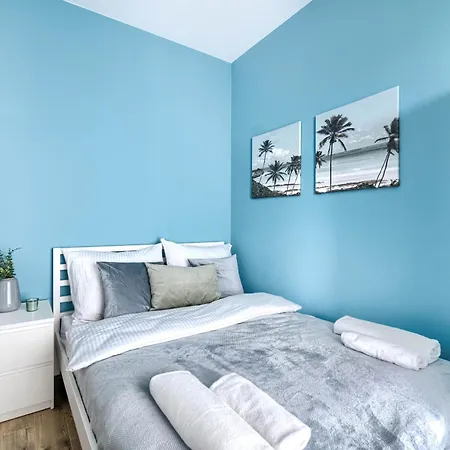 Family & Business Elegant Grzybowska 37 Centrum, Parking, Wi-fi, Netflix Apartment