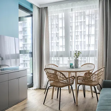 Family & Business Elegant Grzybowska 37 Centrum, Parking, Wi-fi, Netflix Warschau