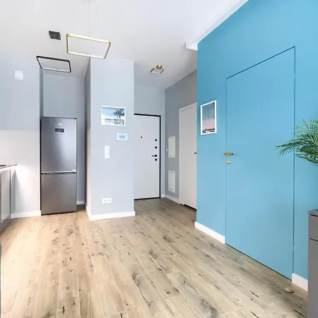 Family & Business Elegant Grzybowska 37 Centrum, Parking, Wi-fi, Netflix Apartment *