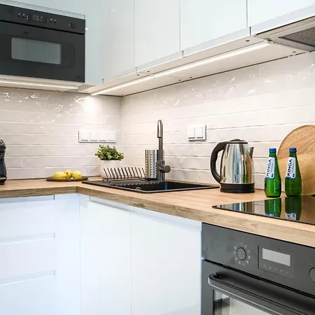 Apartment Family & Business Elegant Grzybowska 37 Centrum, Parking, Wi-fi, Netflix