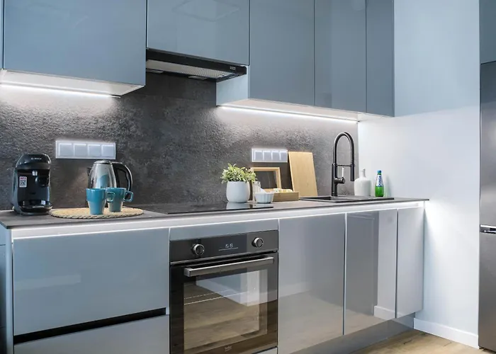 Family & Business Elegant Grzybowska 37 Centrum, Parking, Wi-fi, Netflix Varsó