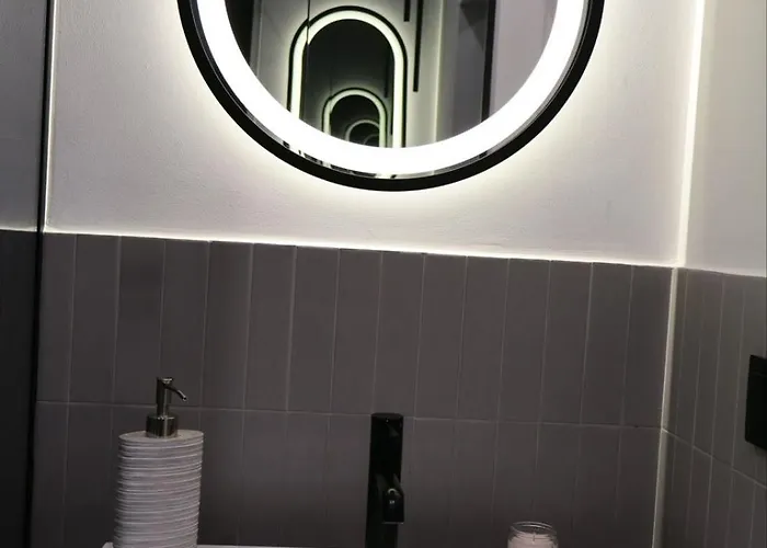 Apartman Family & Business Elegant Grzybowska 37 Centrum, Parking, Wi-fi, Netflix *