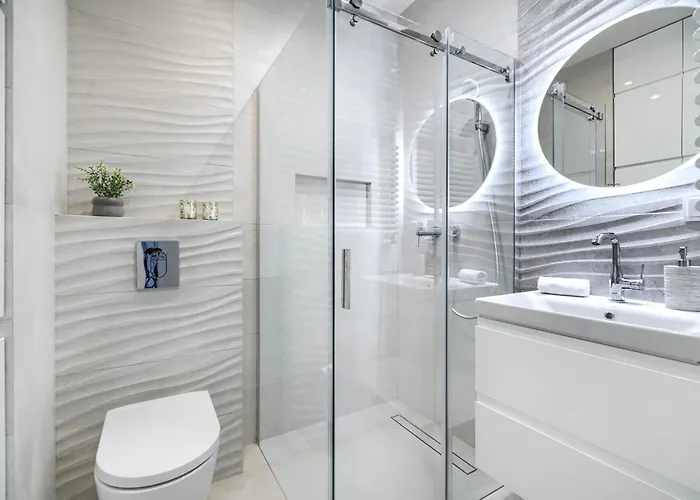 Family & Business Elegant Grzybowska 37 Centrum, Parking, Wi-fi, Netflix * Varsó