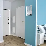 Family & Business Elegant Grzybowska 37 Centrum, Parking, Wi-fi, Netflix 公寓 华沙