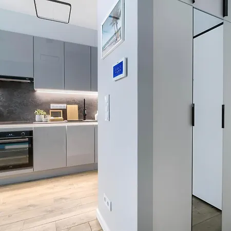 Family & Business Elegant Grzybowska 37 Centrum, Parking, Wi-fi, Netflix 公寓 华沙